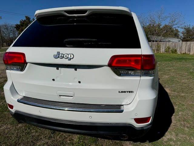 used 2016 Jeep Grand Cherokee car, priced at $13,999