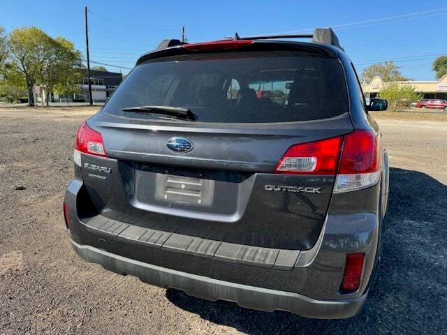 used 2013 Subaru Outback car, priced at $6,999