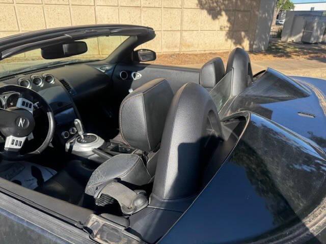 used 2006 Nissan 350Z car, priced at $4,999