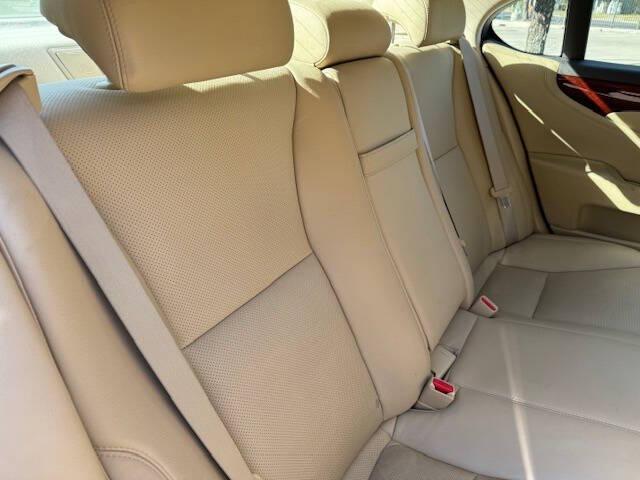 used 2007 Lexus LS 460 car, priced at $10,999