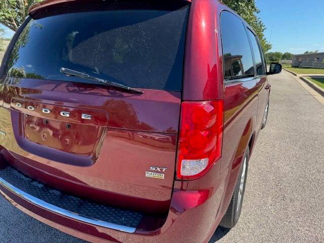 used 2019 Dodge Grand Caravan car, priced at $7,999