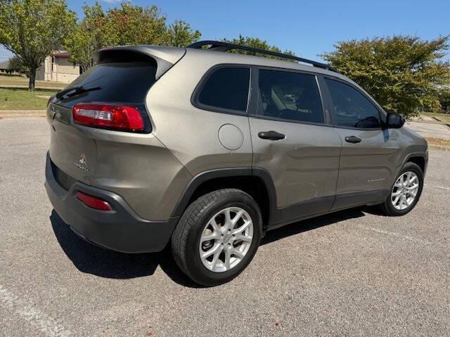 used 2017 Jeep Cherokee car, priced at $7,999