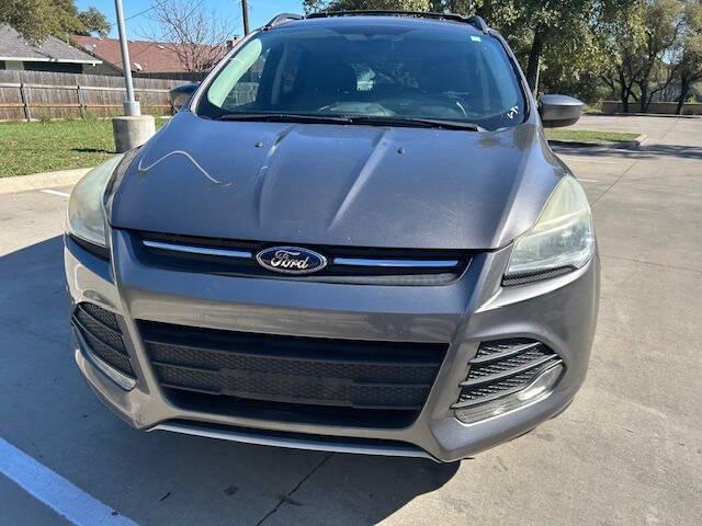 used 2013 Ford Escape car, priced at $9,999