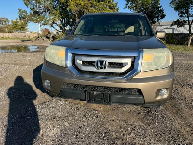 used 2010 Honda Pilot car, priced at $5,999