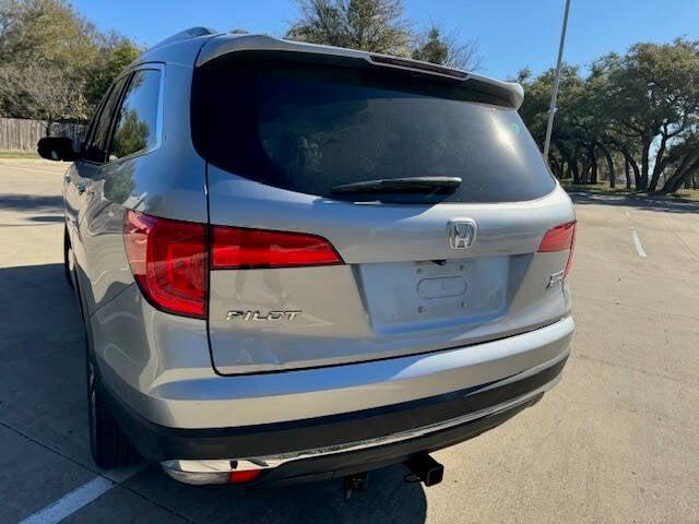 used 2016 Honda Pilot car, priced at $15,999