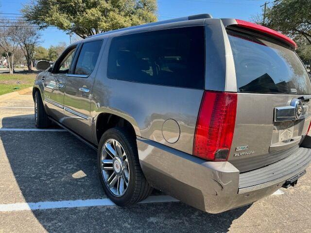 used 2012 Cadillac Escalade ESV car, priced at $8,999