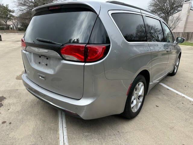 used 2017 Chrysler Pacifica car, priced at $8,999