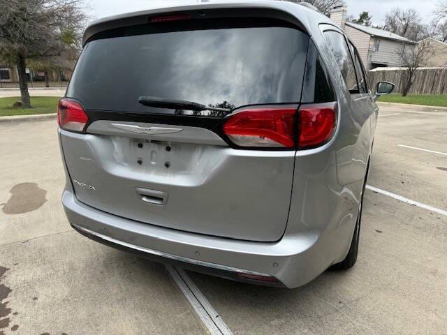 used 2017 Chrysler Pacifica car, priced at $8,999