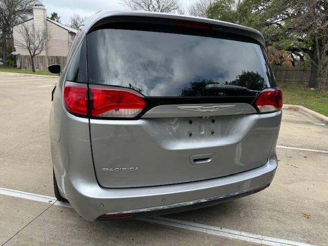 used 2017 Chrysler Pacifica car, priced at $8,999