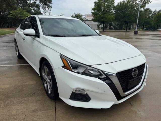 used 2019 Nissan Altima car, priced at $10,999