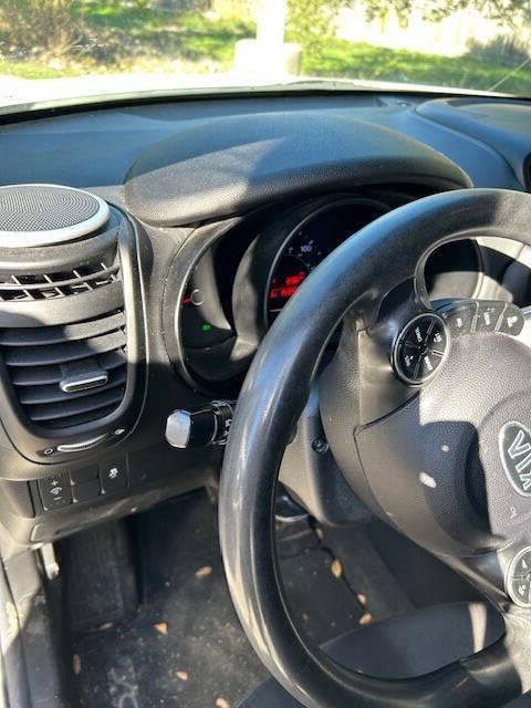 used 2015 Kia Soul car, priced at $5,999