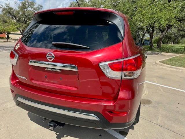 used 2014 Nissan Pathfinder car, priced at $7,999