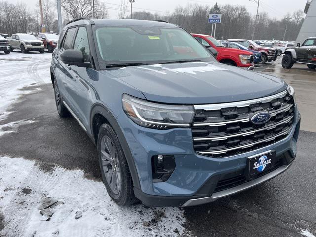 new 2025 Ford Explorer car, priced at $50,555