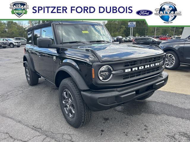 new 2025 Ford Bronco car, priced at $45,010