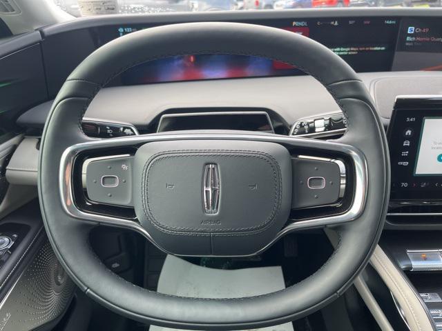 new 2025 Lincoln Nautilus car, priced at $71,305
