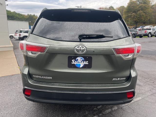 used 2015 Toyota Highlander car, priced at $17,898