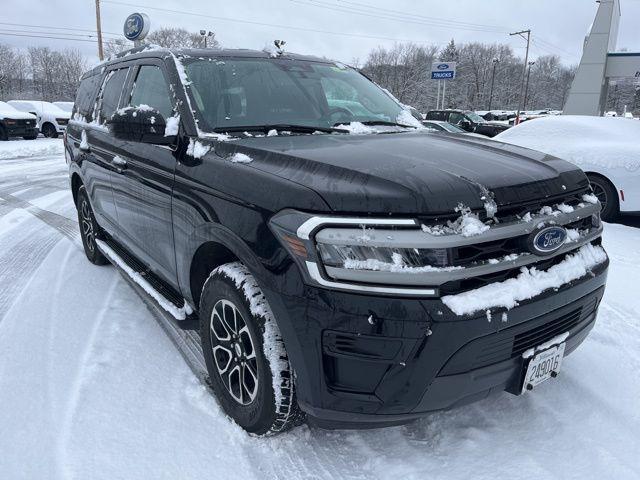 used 2024 Ford Expedition car, priced at $44,944
