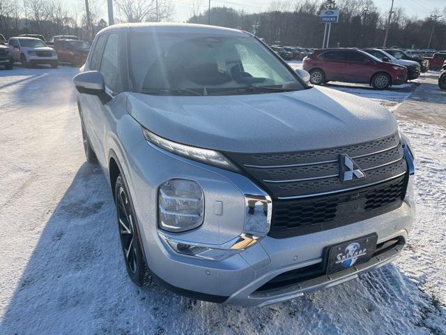 used 2024 Mitsubishi Outlander car, priced at $25,395