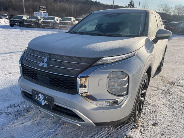 used 2024 Mitsubishi Outlander car, priced at $25,395