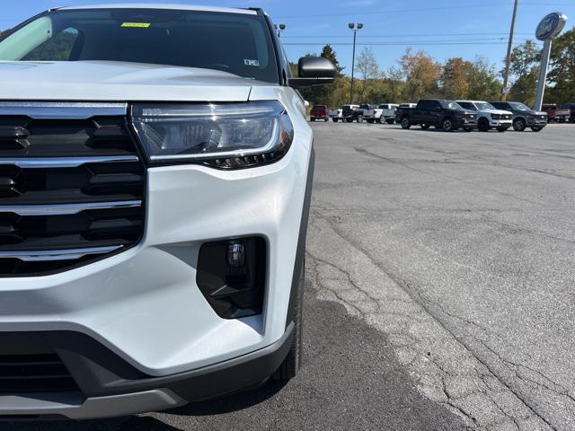 new 2025 Ford Explorer car, priced at $49,735