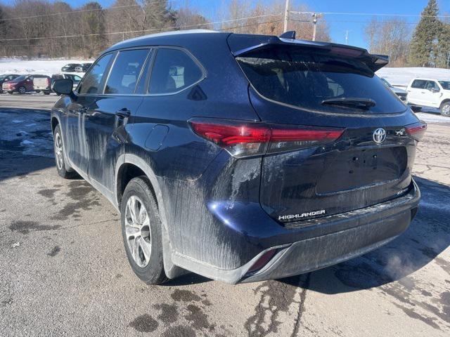 used 2023 Toyota Highlander car, priced at $33,895