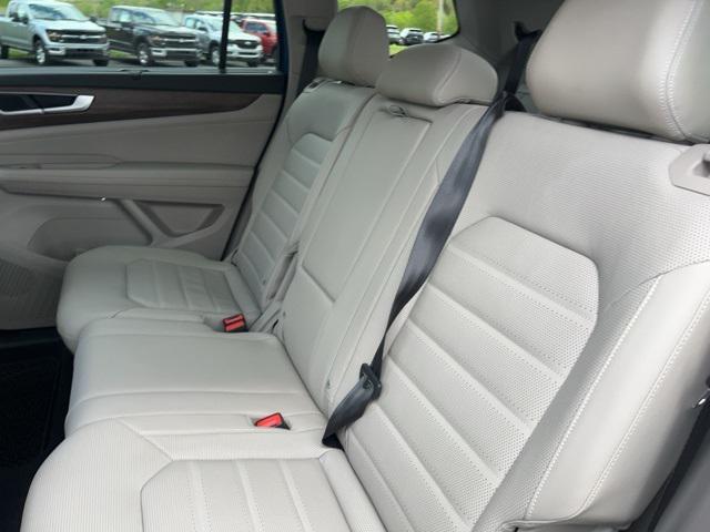 used 2025 Volkswagen Atlas car, priced at $45,690