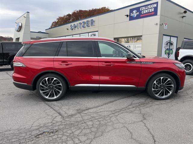 new 2025 Lincoln Aviator car, priced at $81,910