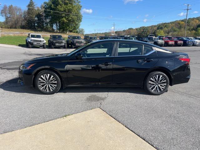 used 2023 Nissan Altima car, priced at $22,917