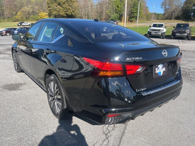 used 2023 Nissan Altima car, priced at $22,917
