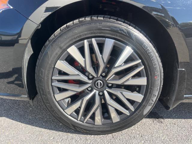 used 2023 Nissan Altima car, priced at $22,917