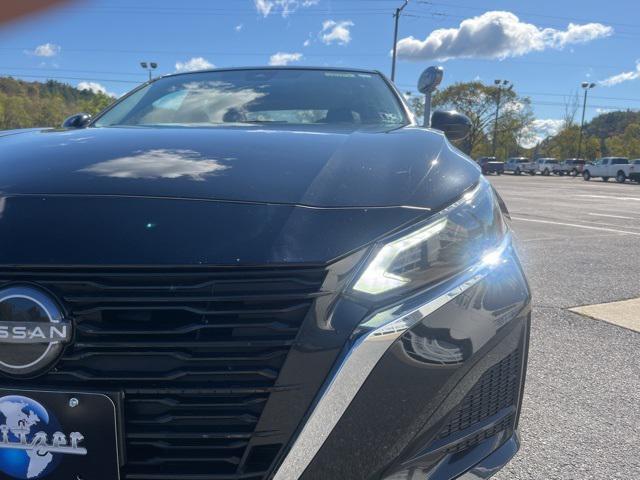 used 2023 Nissan Altima car, priced at $22,917