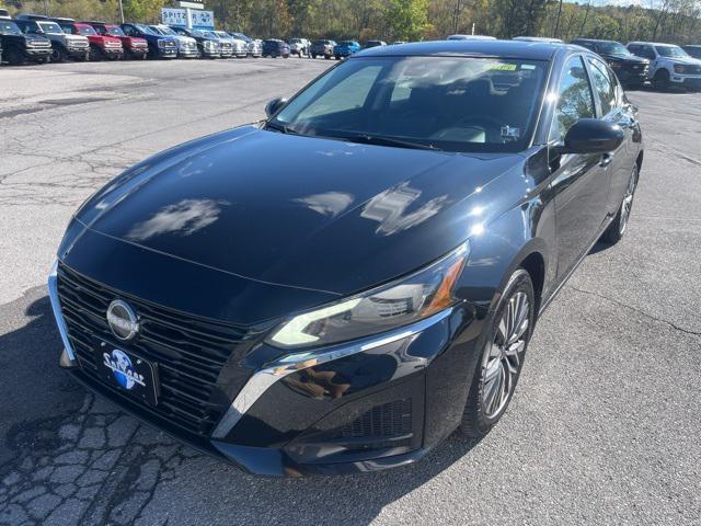 used 2023 Nissan Altima car, priced at $22,917