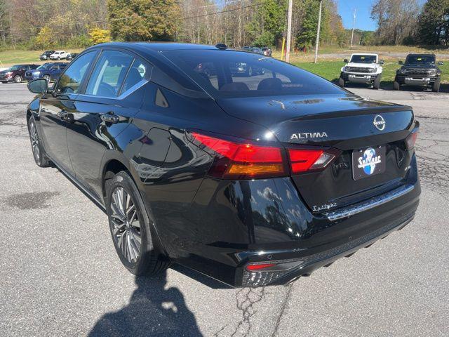 used 2023 Nissan Altima car, priced at $20,282