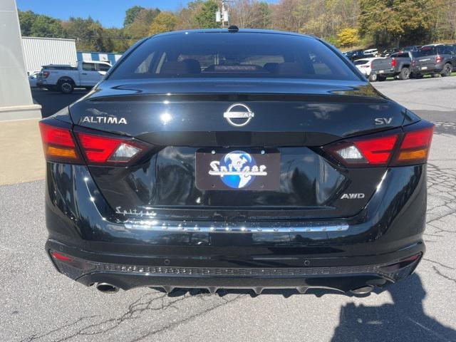 used 2023 Nissan Altima car, priced at $22,917