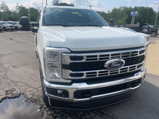 new 2025 Ford F-350 car, priced at $56,660
