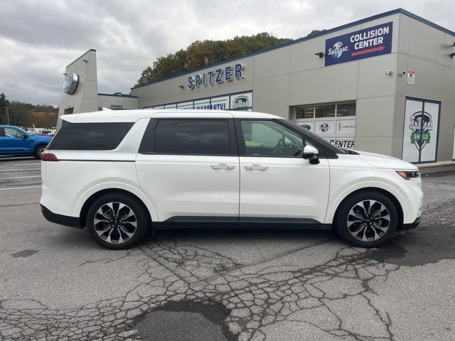 used 2024 Kia Carnival car, priced at $31,998