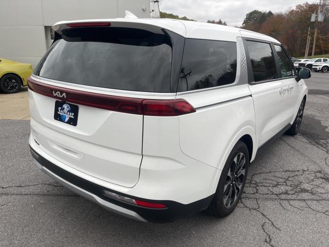 used 2024 Kia Carnival car, priced at $31,998