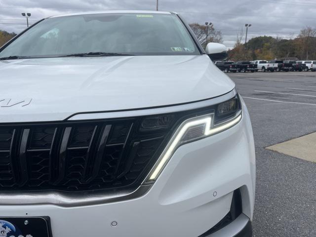 used 2024 Kia Carnival car, priced at $31,998