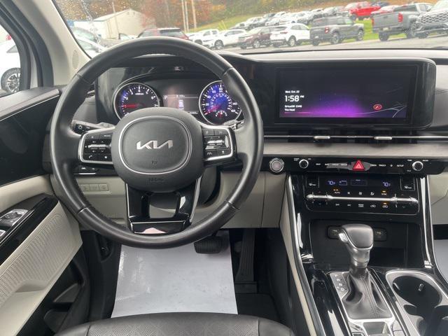 used 2024 Kia Carnival car, priced at $31,998