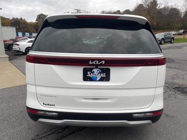 used 2024 Kia Carnival car, priced at $31,998