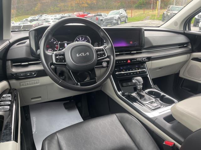 used 2024 Kia Carnival car, priced at $31,998