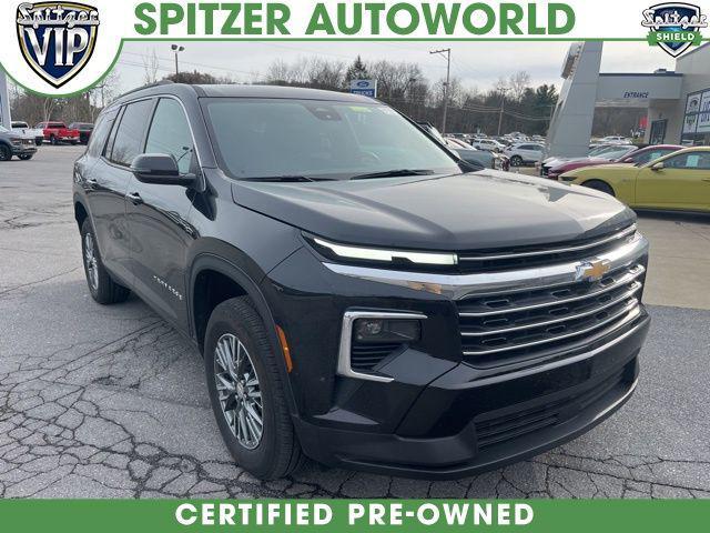 used 2025 Chevrolet Traverse car, priced at $37,807