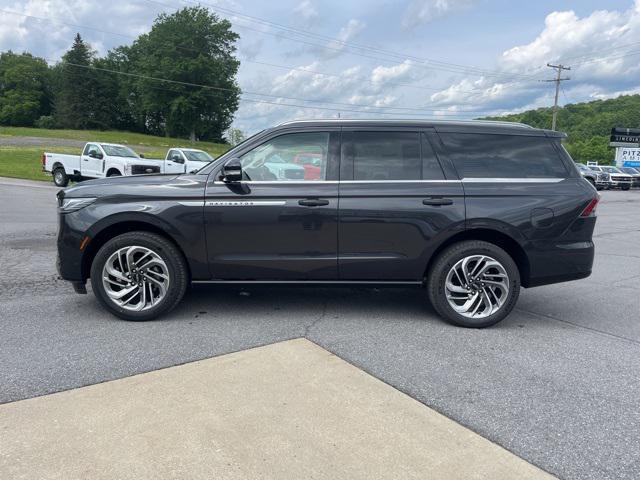 new 2025 Lincoln Navigator car, priced at $104,215