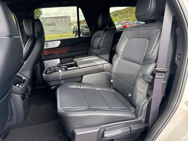 new 2024 Lincoln Navigator car, priced at $99,995