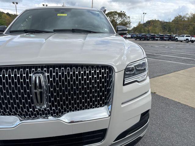 new 2024 Lincoln Navigator car, priced at $99,995