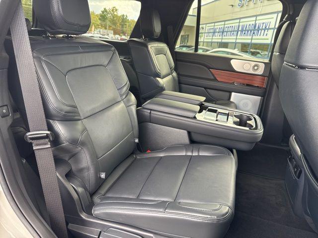 new 2024 Lincoln Navigator car, priced at $99,995