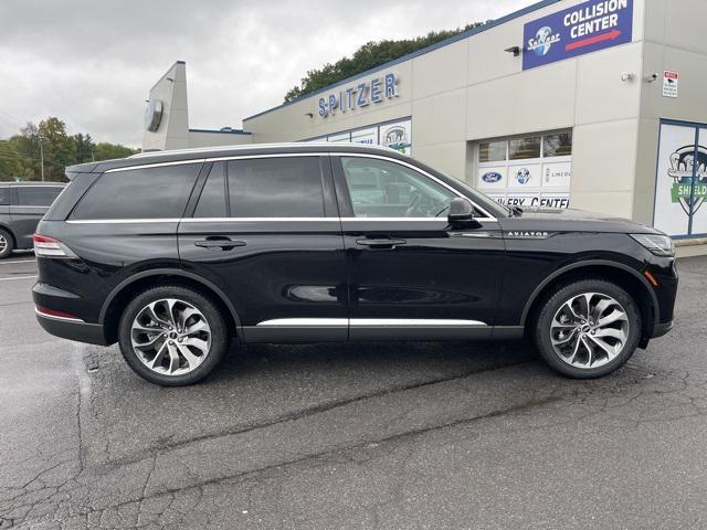 new 2025 Lincoln Aviator car, priced at $72,075