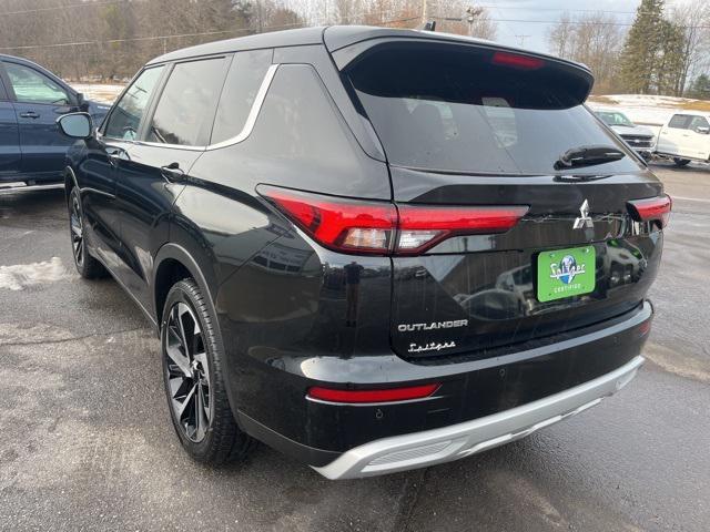 used 2023 Mitsubishi Outlander car, priced at $24,395