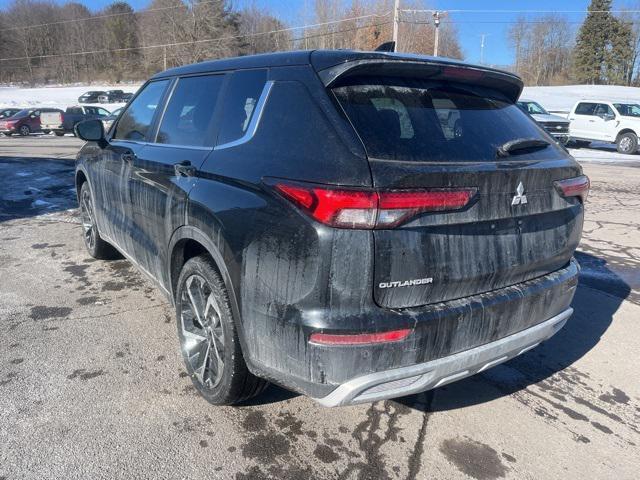 used 2023 Mitsubishi Outlander car, priced at $23,895