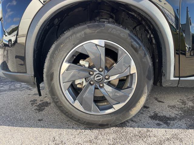 used 2024 Nissan Rogue car, priced at $19,487